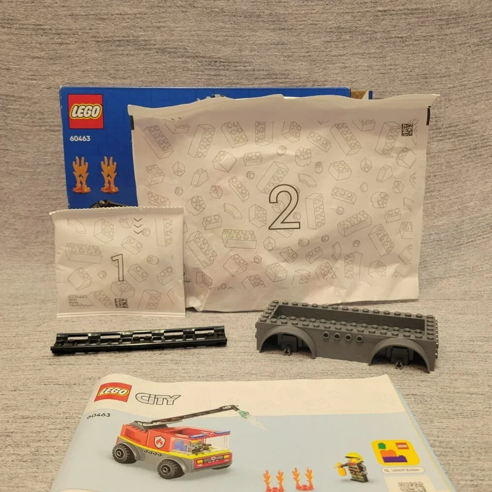 Lego City Fire Ladder Truck